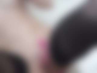 AnnaHotSquirtとのライブチャットショー - CamsodaのAss Bouncing