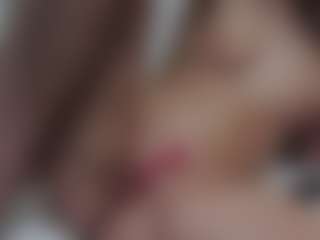 AnnaHotSquirt's Live Sex Cam Show