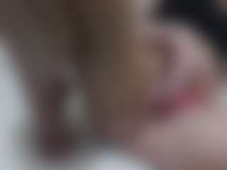 AnnaHotSquirt's Live Sex Cam Show