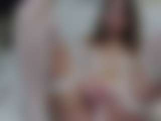 Live cam show with AnnaHotSquirt - Amateur on makecum.org