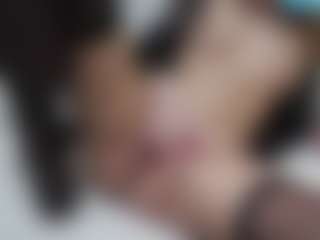 AnnaHotSquirt's Live Sex Cam Show