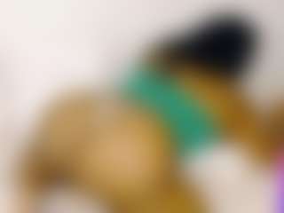 Live cam show with BEST DICK SUCKER ON CAMSODA - Ebony Teen (18+) on Camsoda | united states