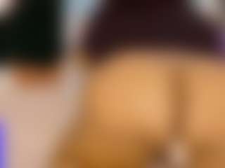 Live cam show with BEST DICK SUCKER ON CAMSODA - Latina on Camsoda