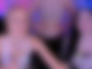 Live cam show with madam-ulis - Living Room on CamClone