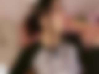 Cutie Riley's Live Sex Cam Show