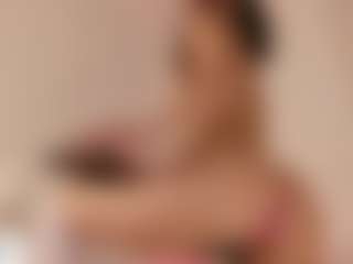Cutie Riley's Live Sex Cam Show