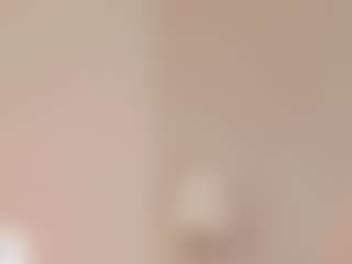 Cutie Riley's Live Sex Cam Show