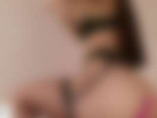 Cutie Riley's Live Sex Cam Show