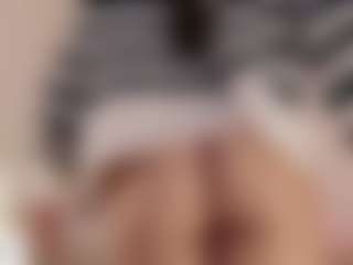 Cutie Riley's Live Sex Cam Show