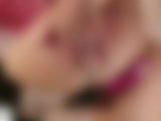 Cutie Riley's Live Sex Cam Show