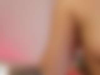 Cutie Riley's Live Sex Cam Show