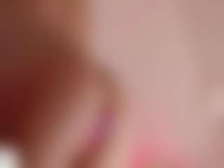 Cutie Riley's Live Sex Cam Show