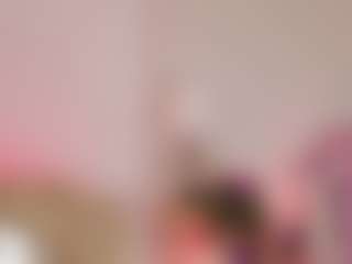 Cutie Riley's Live Sex Cam Show