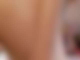 Cutie Riley's Live Sex Cam Show