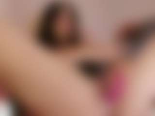 Cutie Riley's Live Sex Cam Show