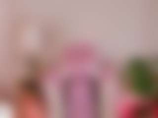 Live cam show with Cutie Riley - Skinny on Camsoda Late Night
