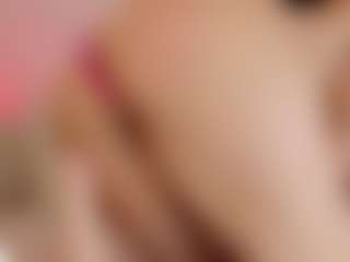 Cutie Riley's Live Sex Cam Show