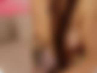 Cutie Riley's Live Sex Cam Show