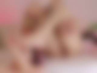Cutie Riley's Live Sex Cam Show
