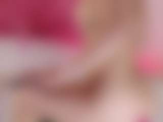 Cutie Riley's Live Sex Cam Show