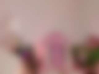 Cutie Riley's Live Sex Cam Show