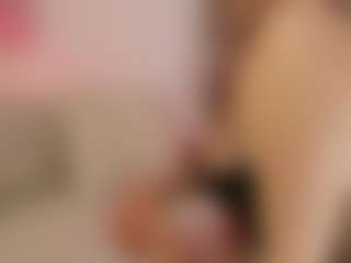Cutie Riley's Live Sex Cam Show