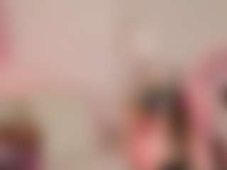 Cutie Riley's Live Sex Cam Show