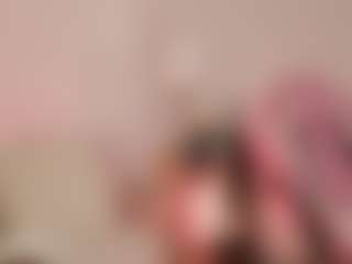 Cutie Riley's Live Sex Cam Show