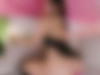 Live cam show with Cutie Riley - Sensual on AdultVida.com