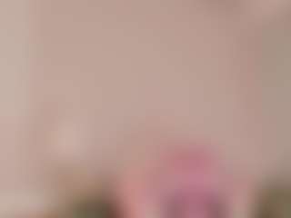 Cutie Riley's Live Sex Cam Show