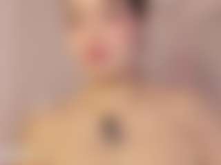 Cutie Riley's Live Sex Cam Show