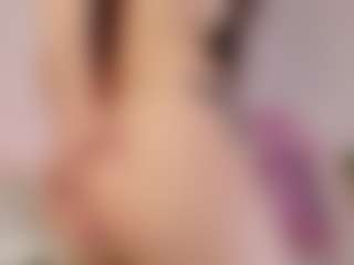 Cutie Riley's Live Sex Cam Show