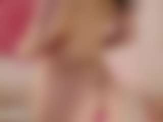 Live cam show with Cutie Riley - Moaning on crypto-cams
