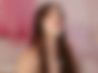 Live cam show with Cutie Riley - Shaved Pussy on WildCum
