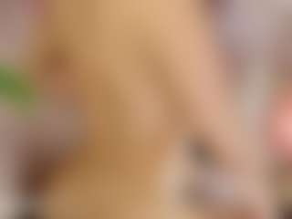 Cutie Riley's Live Sex Cam Show