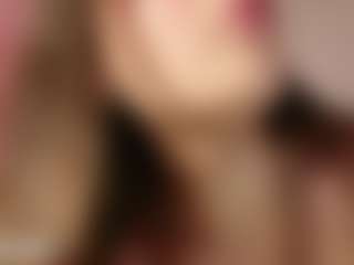 Live cam show with Cutie Riley - Big Ass on Streamer API
