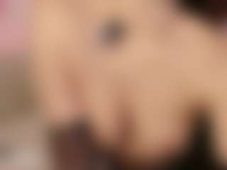 Live cam show with Cutie Riley - Fingering on Latina Girls