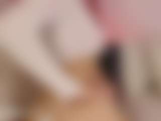 Cutie Riley's Live Sex Cam Show