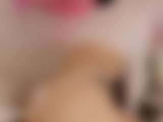 Cutie Riley's Live Sex Cam Show
