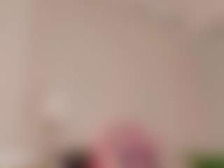 Cutie Riley's Live Sex Cam Show