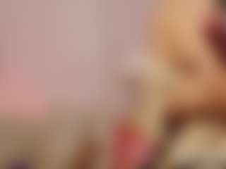 Cutie Riley's Live Sex Cam Show