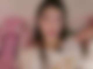 Cutie Riley's Live Sex Cam Show