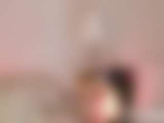 Cutie Riley's Live Sex Cam Show