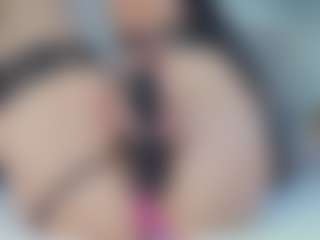 Cutie Riley's Live Sex Cam Show