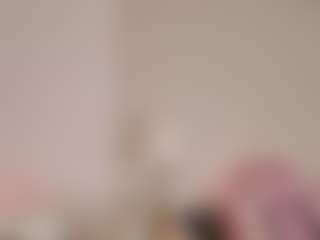 Cutie Riley's Live Sex Cam Show