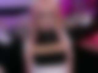 Live cam show with Vaal Martinez - Interactive on intimatelivegirls.com