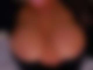Live cam show with BarbaraSkills - Big Ass on Camversity