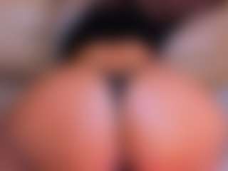 Live cam show with BarbaraSkills - Fingering on Camsoda Late Night