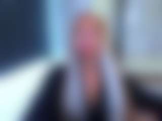 Live cam show with BarbaraSkills - Blonde Hair on Camsoda