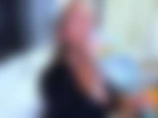 Live cam show with BarbaraSkills - Athletic Public on Camsoda